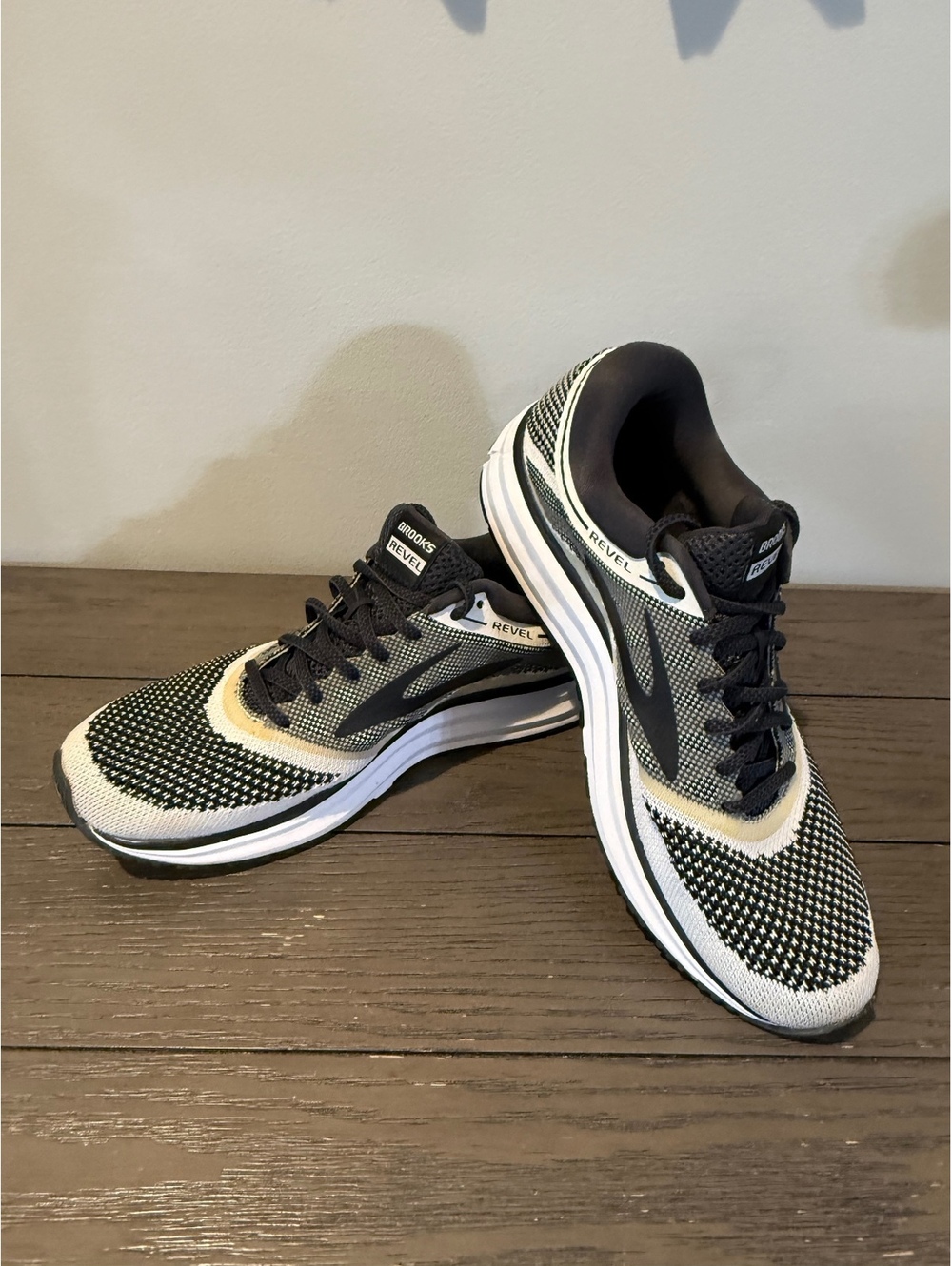 Brooks Revel Running Shoes Men’s Size 9.5